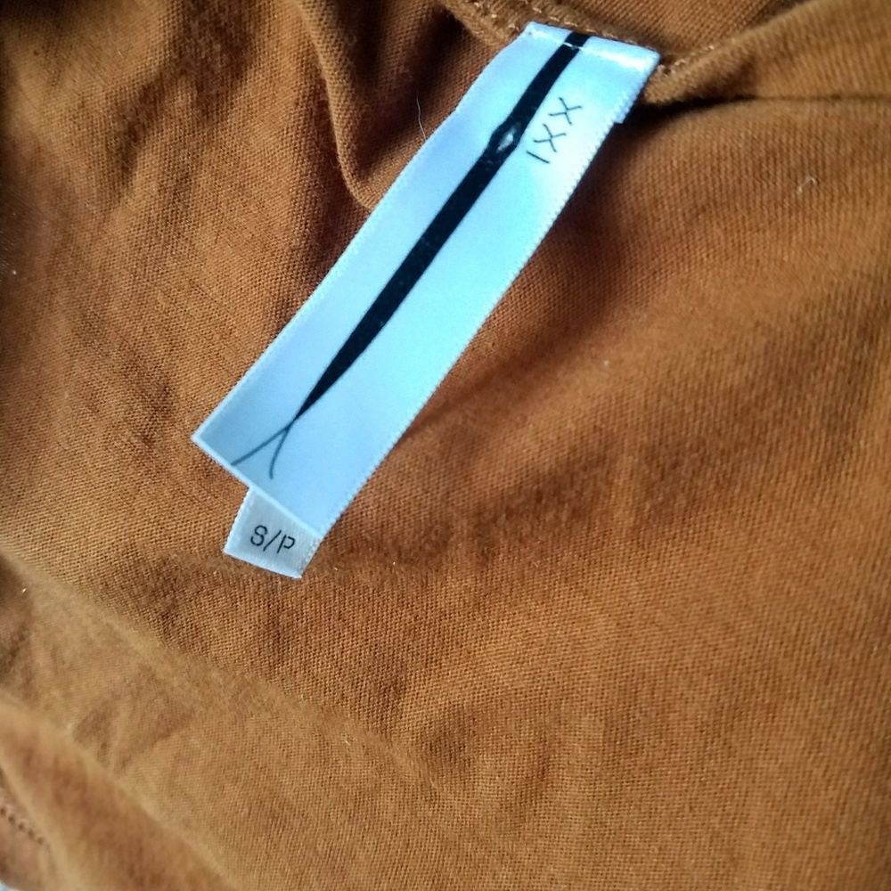 Crop top bundle - Picture 6 of 6